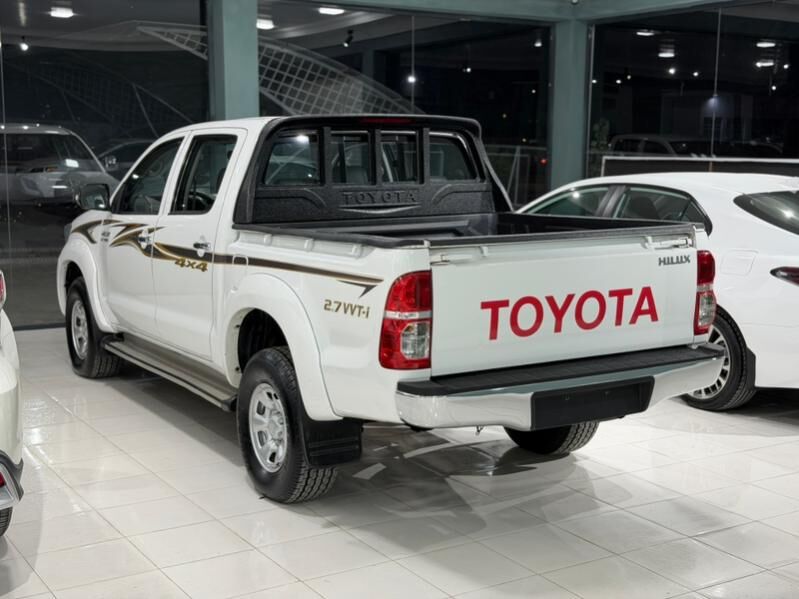 Toyota Hilux 2014 - 375 000 TMT - Balkanabat - img 3