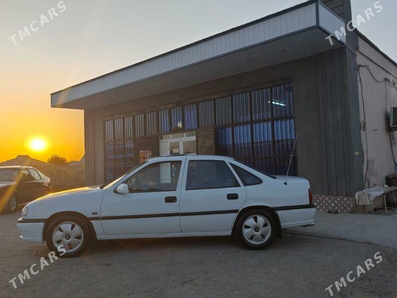 Opel Vectra 1994 - 47 000 TMT - Мары - img 5