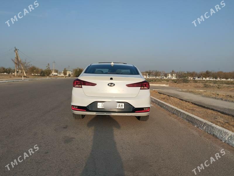 Hyundai Elantra 2020 - 244 000 TMT - Бабадайхан - img 3