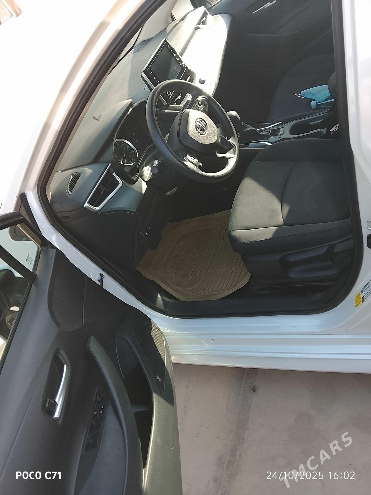Toyota Corolla 2020 - 240 000 TMT - Мары - img 4