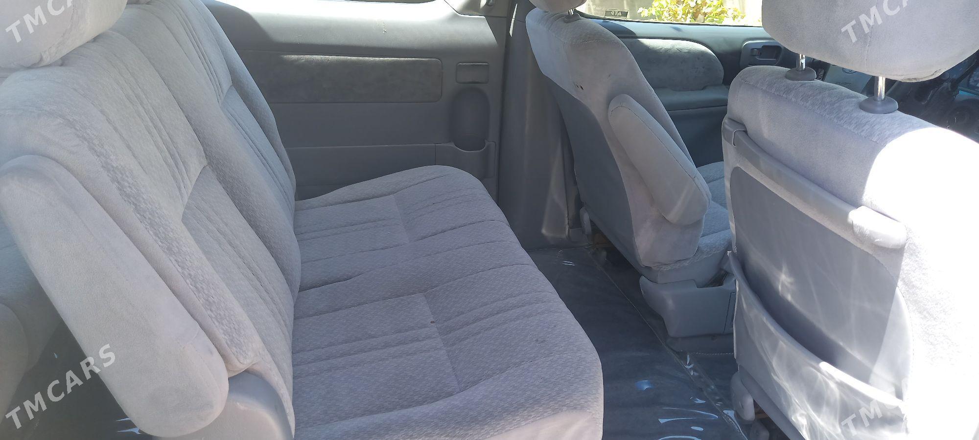 Toyota Sienna 2002 - 176 000 TMT - Керки - img 10