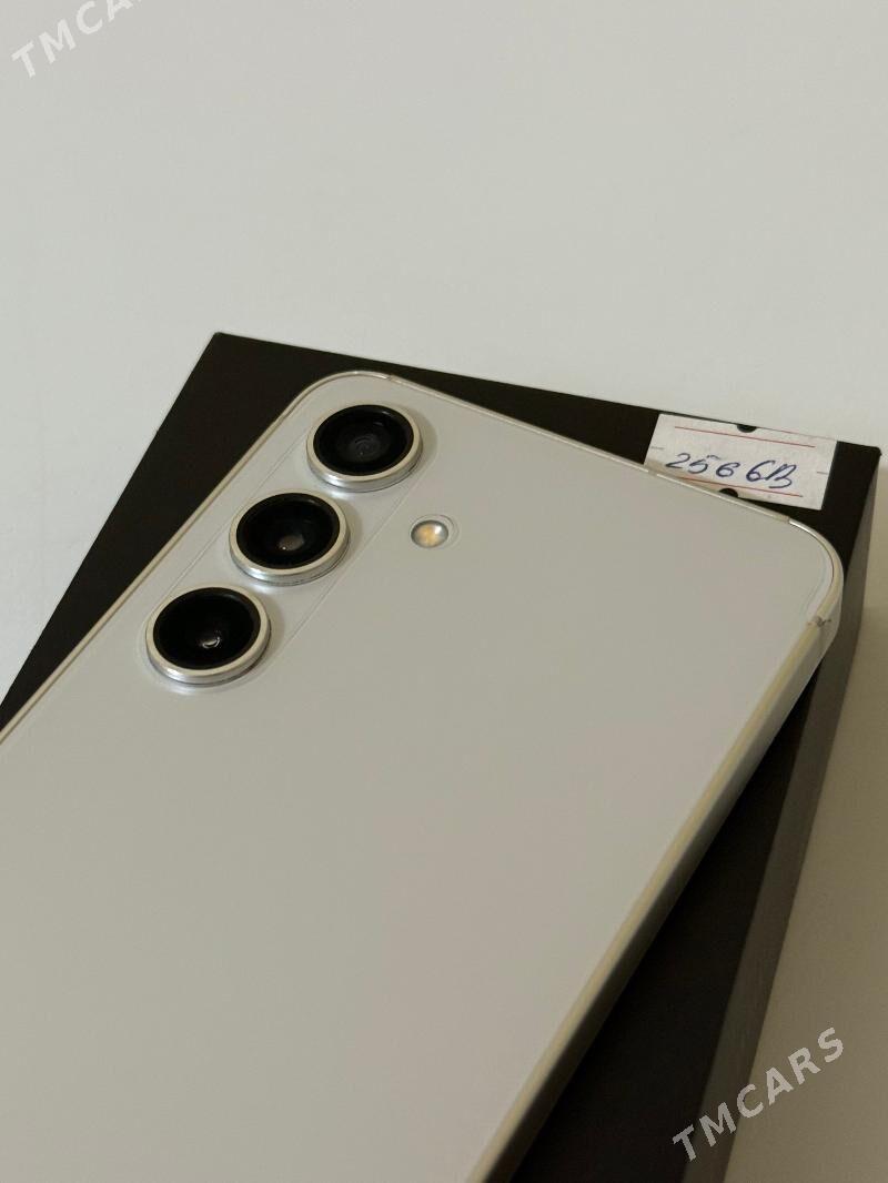 Galaxy S24 - Гумдаг - img 2