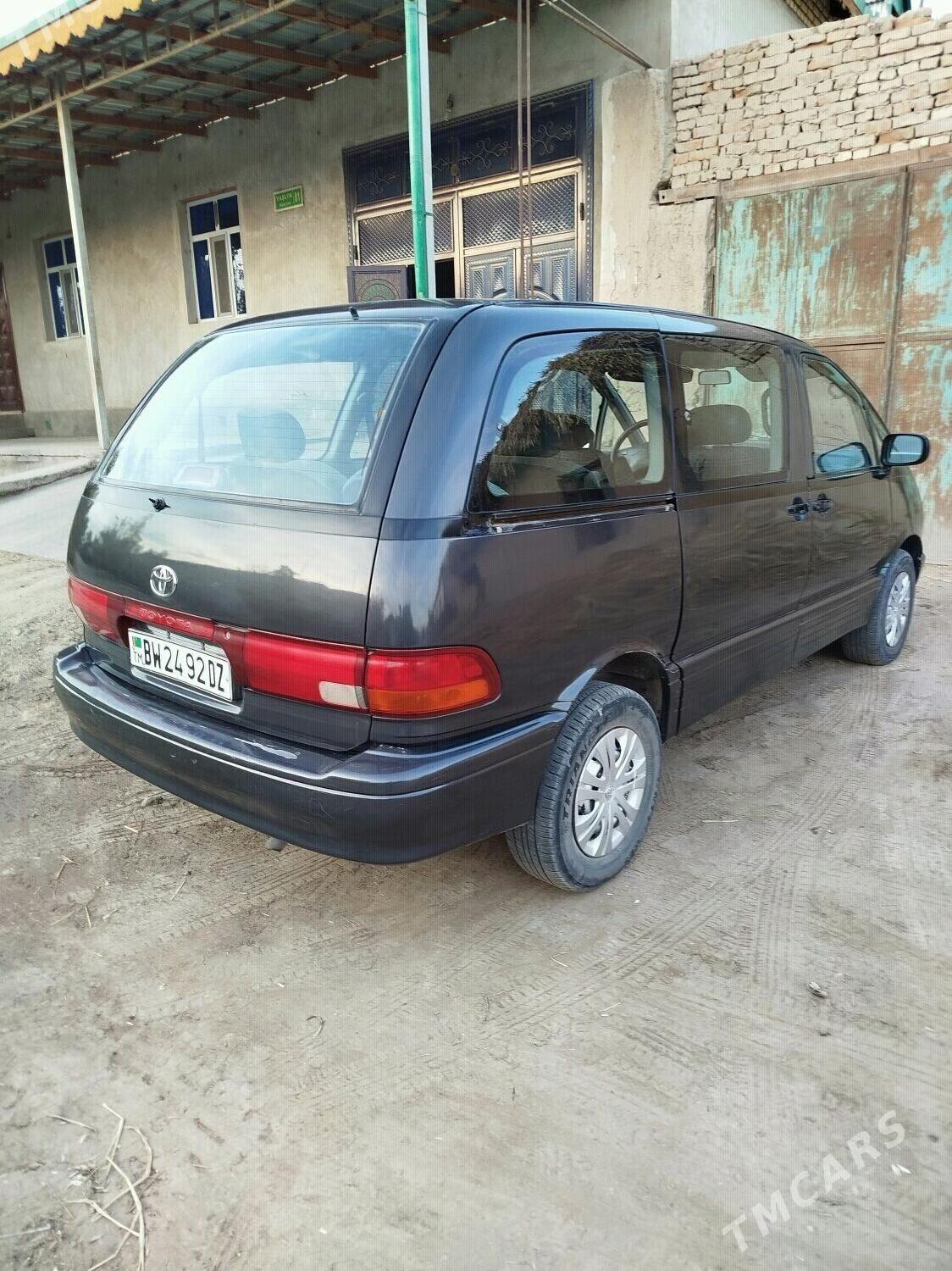 Toyota Previa 1995 - 80 000 TMT - Гурбансолтан Едже - img 2