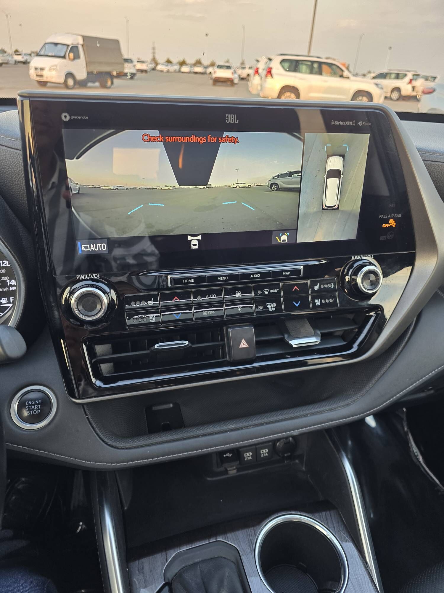 Toyota Highlander 2021 - 625 000 TMT - "Altyn Asyr" Gündogar bazary (Jygyllyk) - img 5