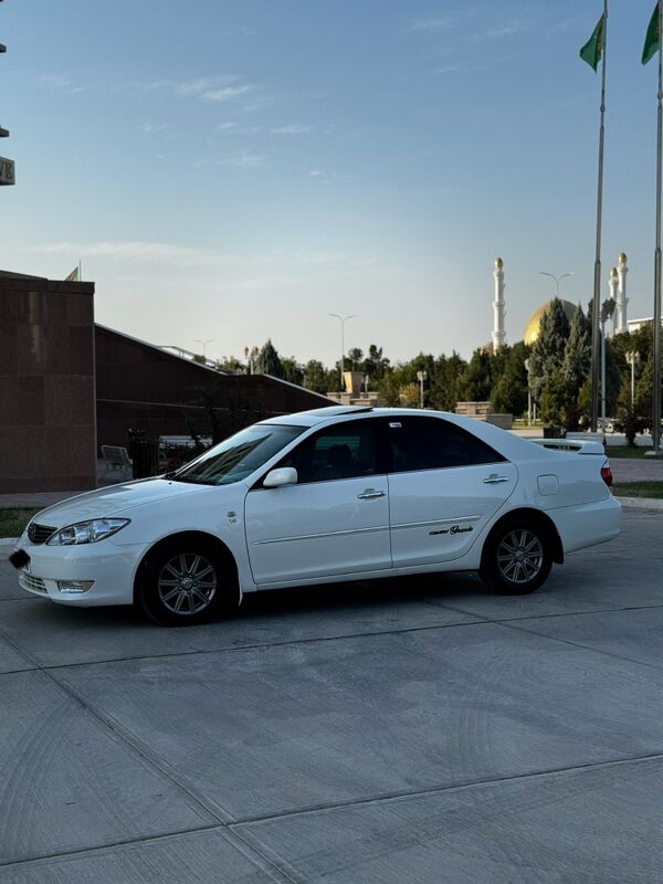 Toyota Camry 2002 - 230 000 TMT - Мары - img 2
