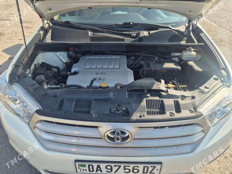 Toyota Highlander 2011 - 330 000 TMT - Кёнеургенч - img 1