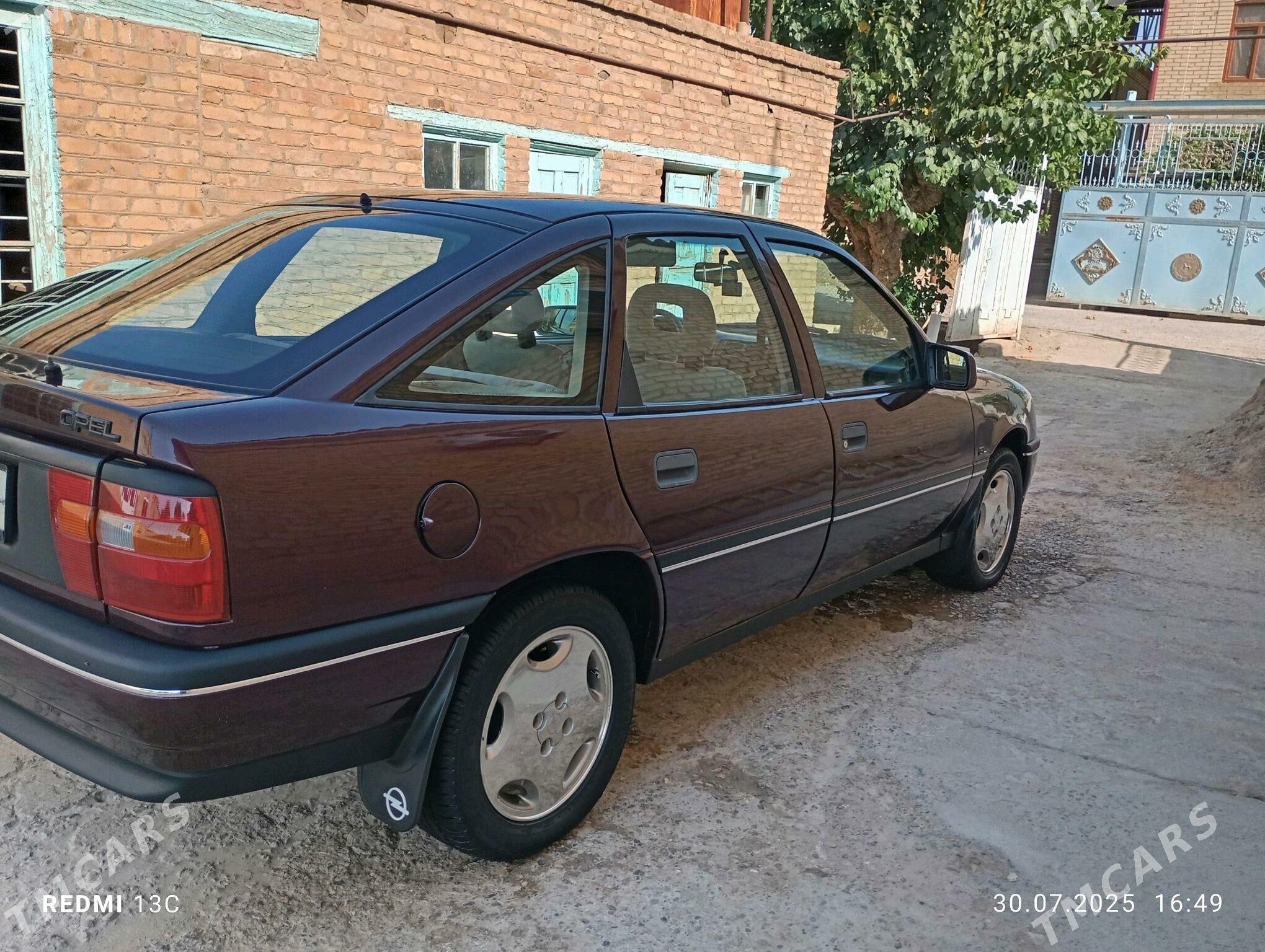 Opel Vectra 1992 - 32 000 TMT - Mary - img 2