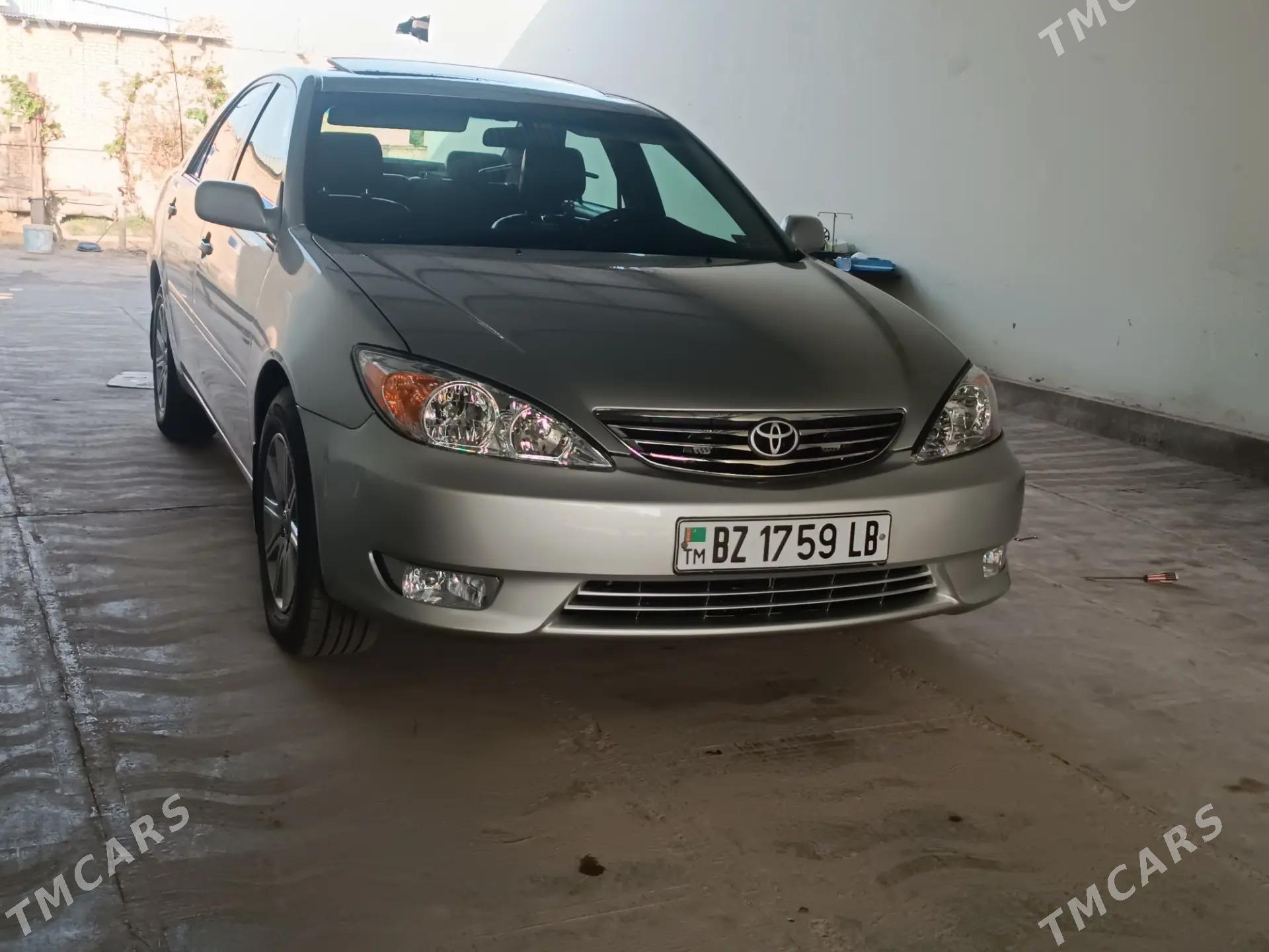 Toyota Camry 2003 - 210 000 TMT - Дянев - img 4