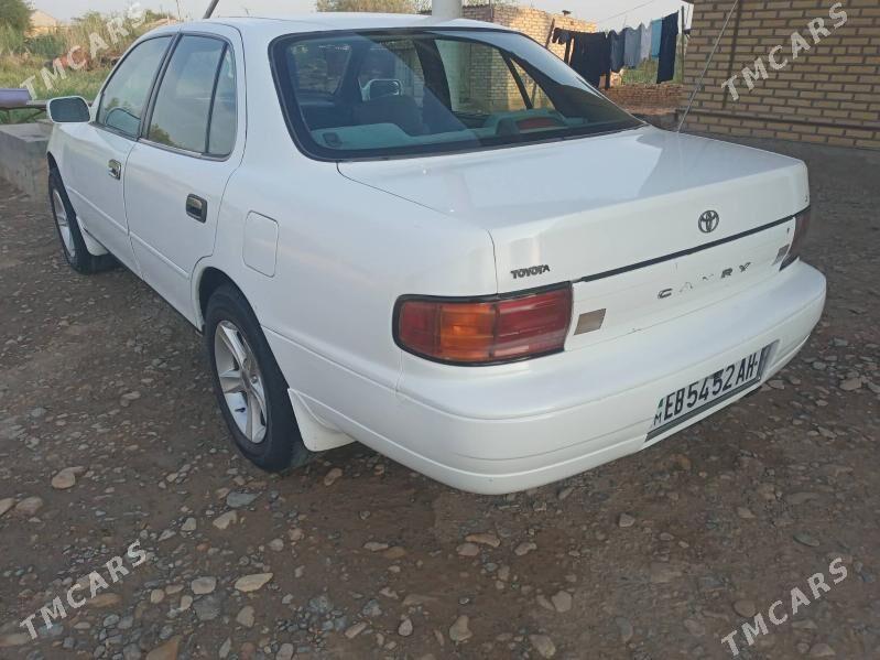 Toyota Camry 1992 - 90 000 TMT - Теджен - img 3