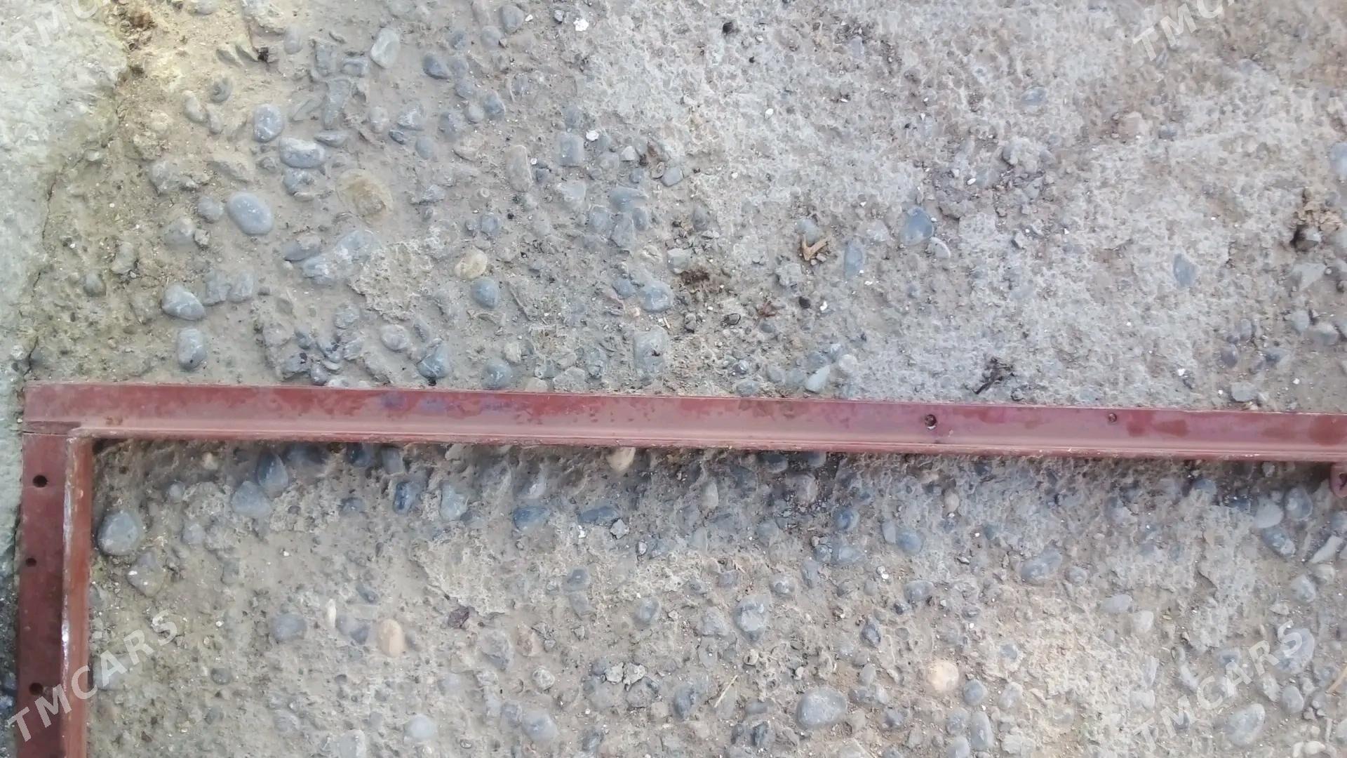 ugalok demir - Parahat 7 - img 1