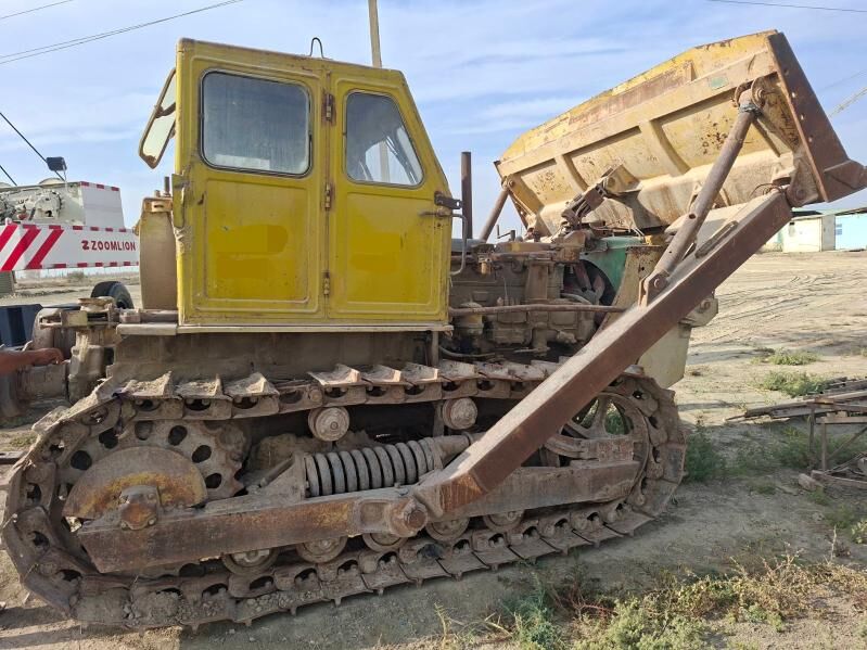 Caterpillar Dozer 1982 - 17 000 TMT - Aşgabat - img 2