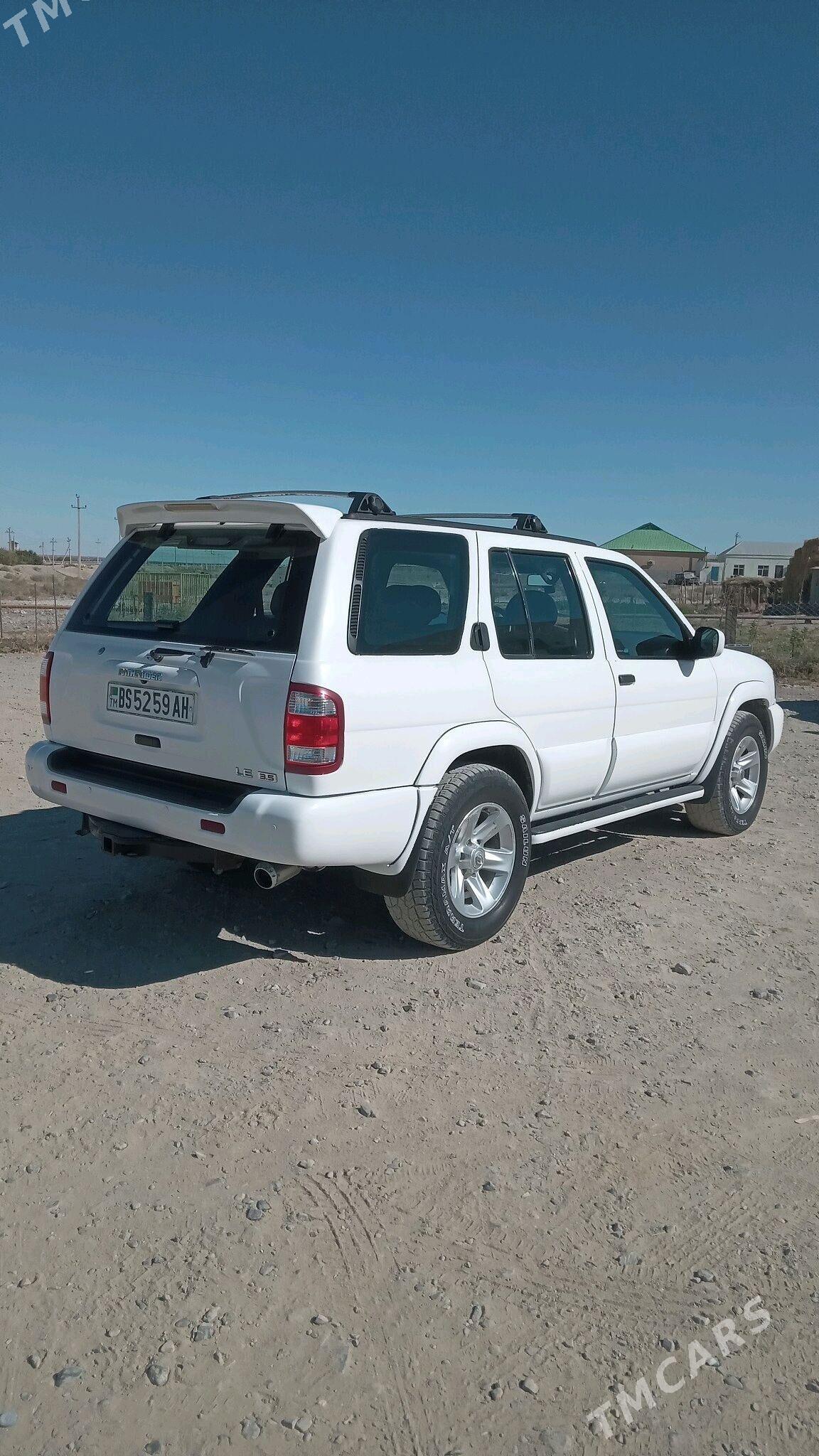 Nissan Pathfinder 2002 - 130 000 TMT - Bäherden - img 3