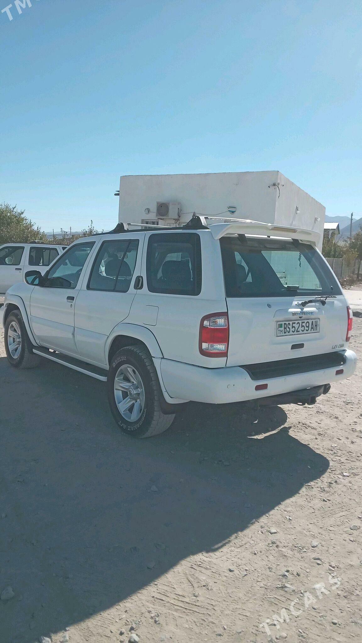 Nissan Pathfinder 2002 - 130 000 TMT - Bäherden - img 5