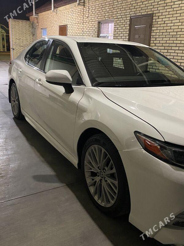 Toyota Camry 2020 - 330 000 TMT - Büzmeýin - img 1
