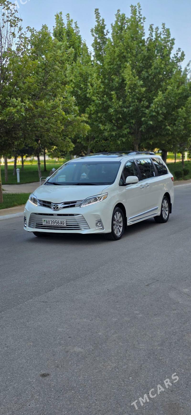 Toyota Sienna 2018 - 415 000 TMT - Hitrowka - img 2