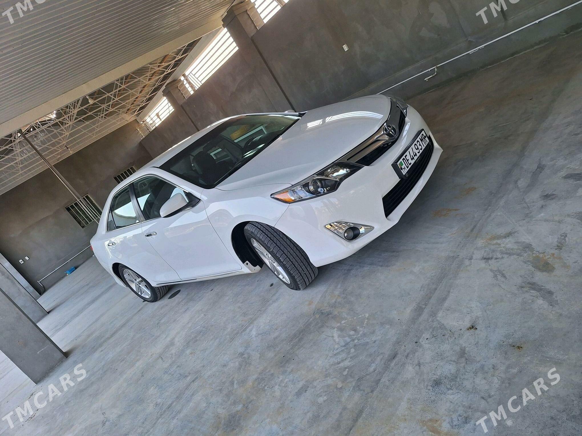 Toyota Camry 2013 - 240 000 TMT - Мары - img 3