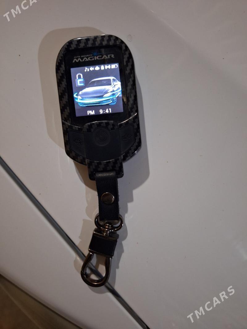 Toyota Camry 2013 - 240 000 TMT - Мары - img 6