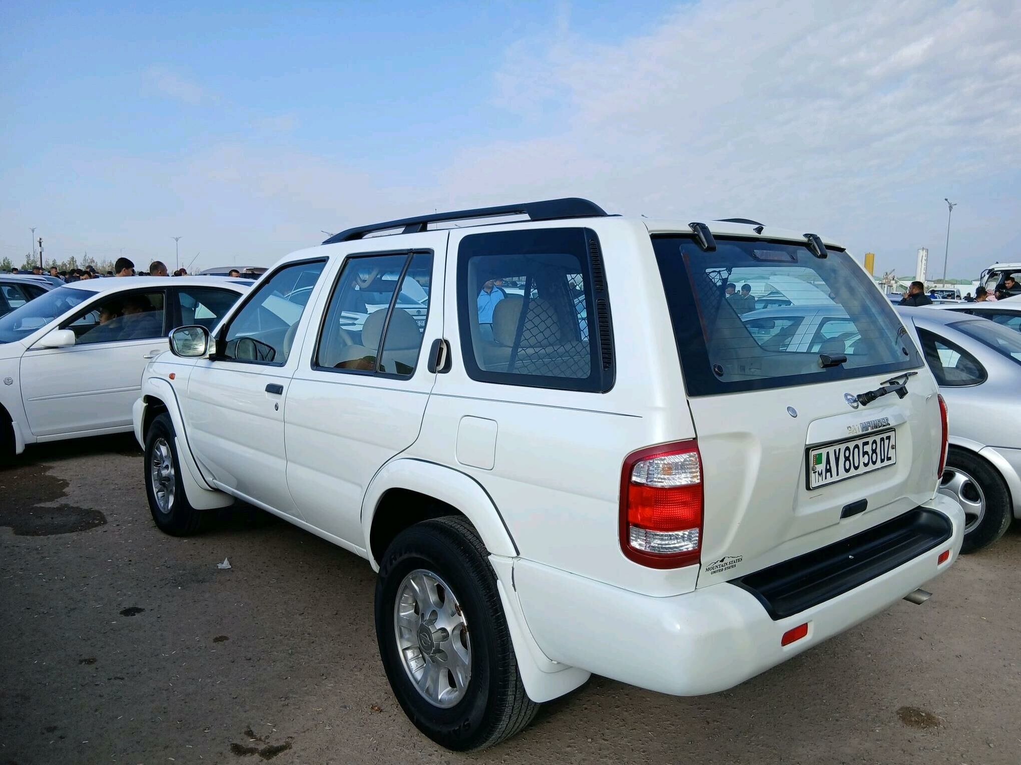 Nissan Pathfinder 2001 - 115 000 TMT - Дашогуз - img 3