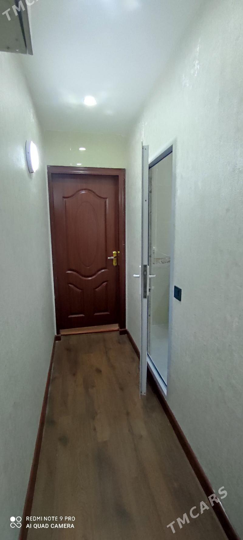 10 Mkr 2 kom 2 Wyhytly 1 etaj - 10 мкр - img 7