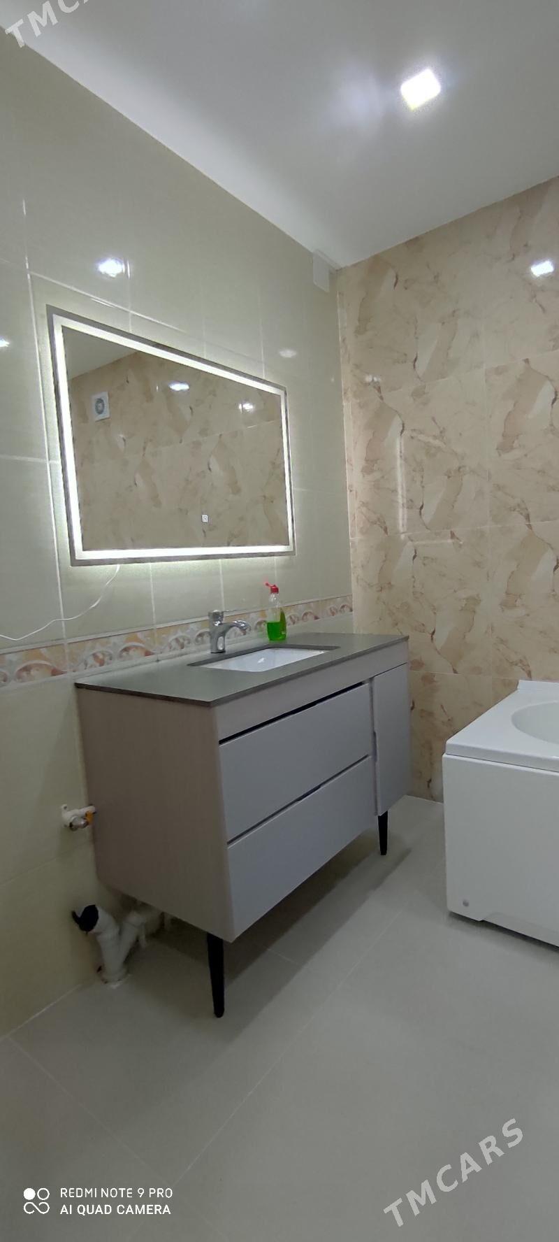 10 Mkr 2 kom 2 Wyhytly 1 etaj - 10 мкр - img 3