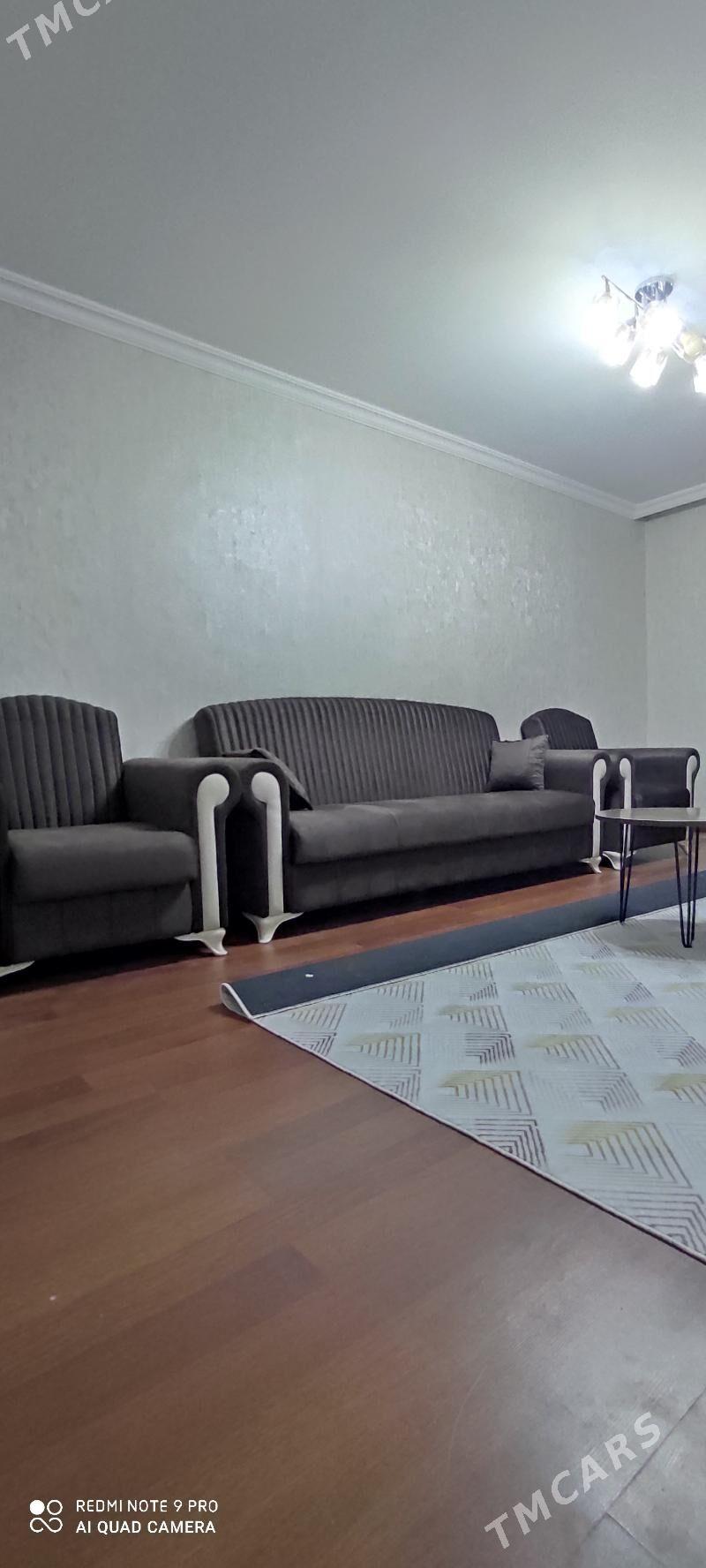 10 Mkr 2 kom 2 Wyhytly 1 etaj - 10 мкр - img 5