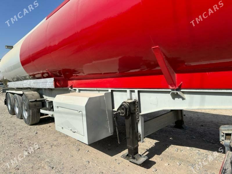 Kogel Cargo 2011 - 850 000 TMT - Яшлык - img 1