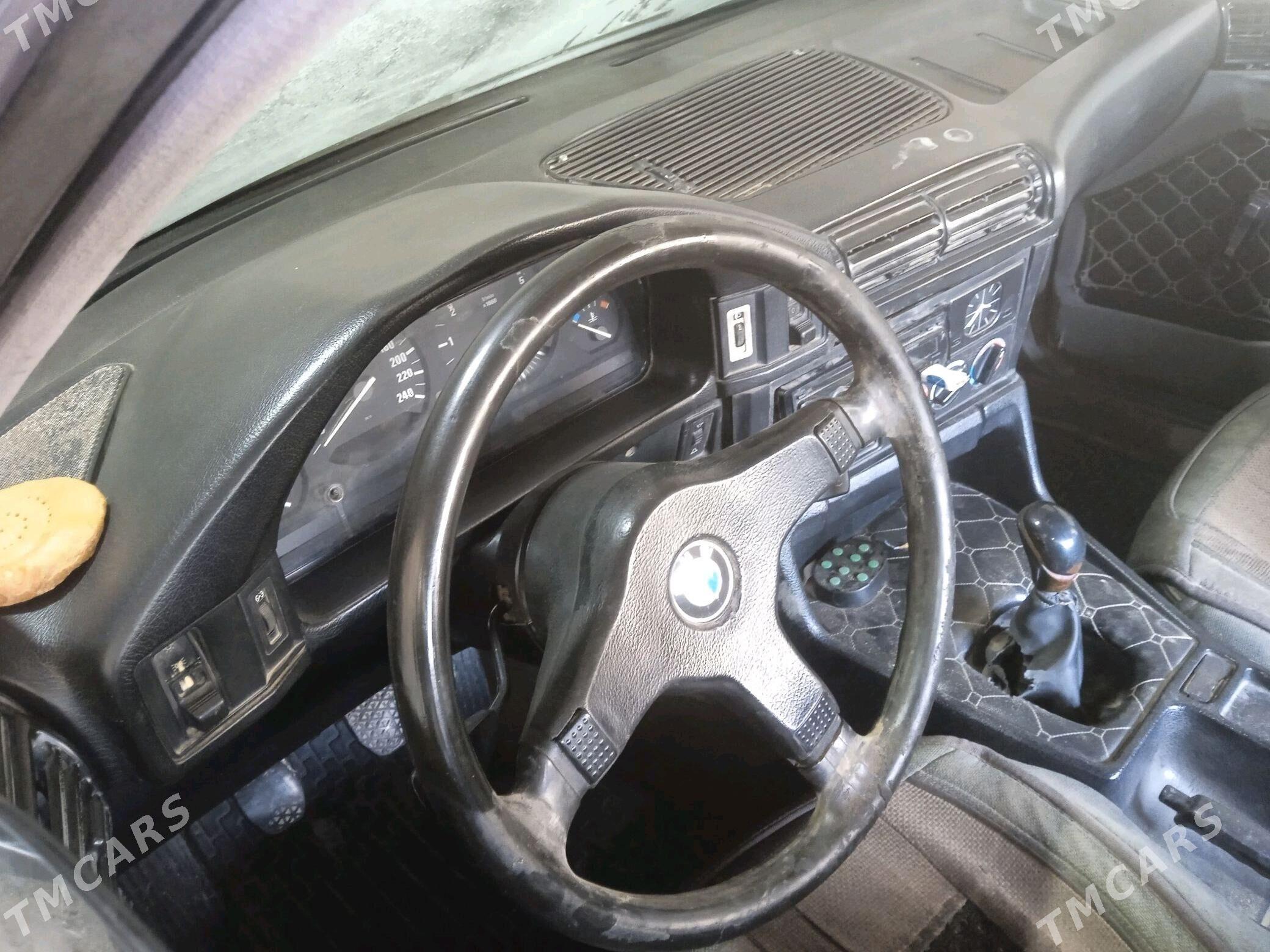 BMW 520 1989 - 27 000 TMT - Mary - img 6