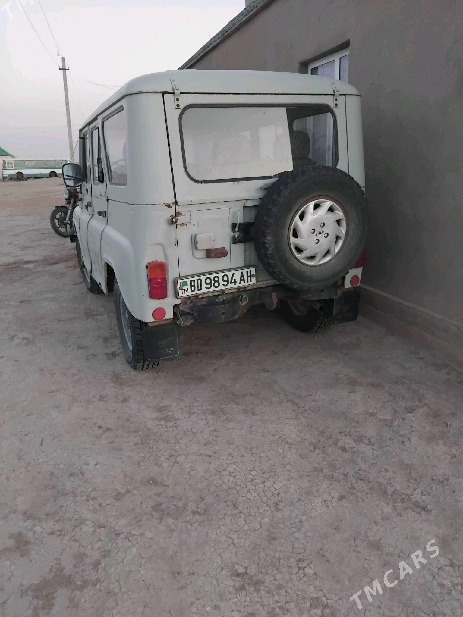 UAZ Profi 2002 - 25 000 TMT - Ак-Бугдайский этрап - img 3