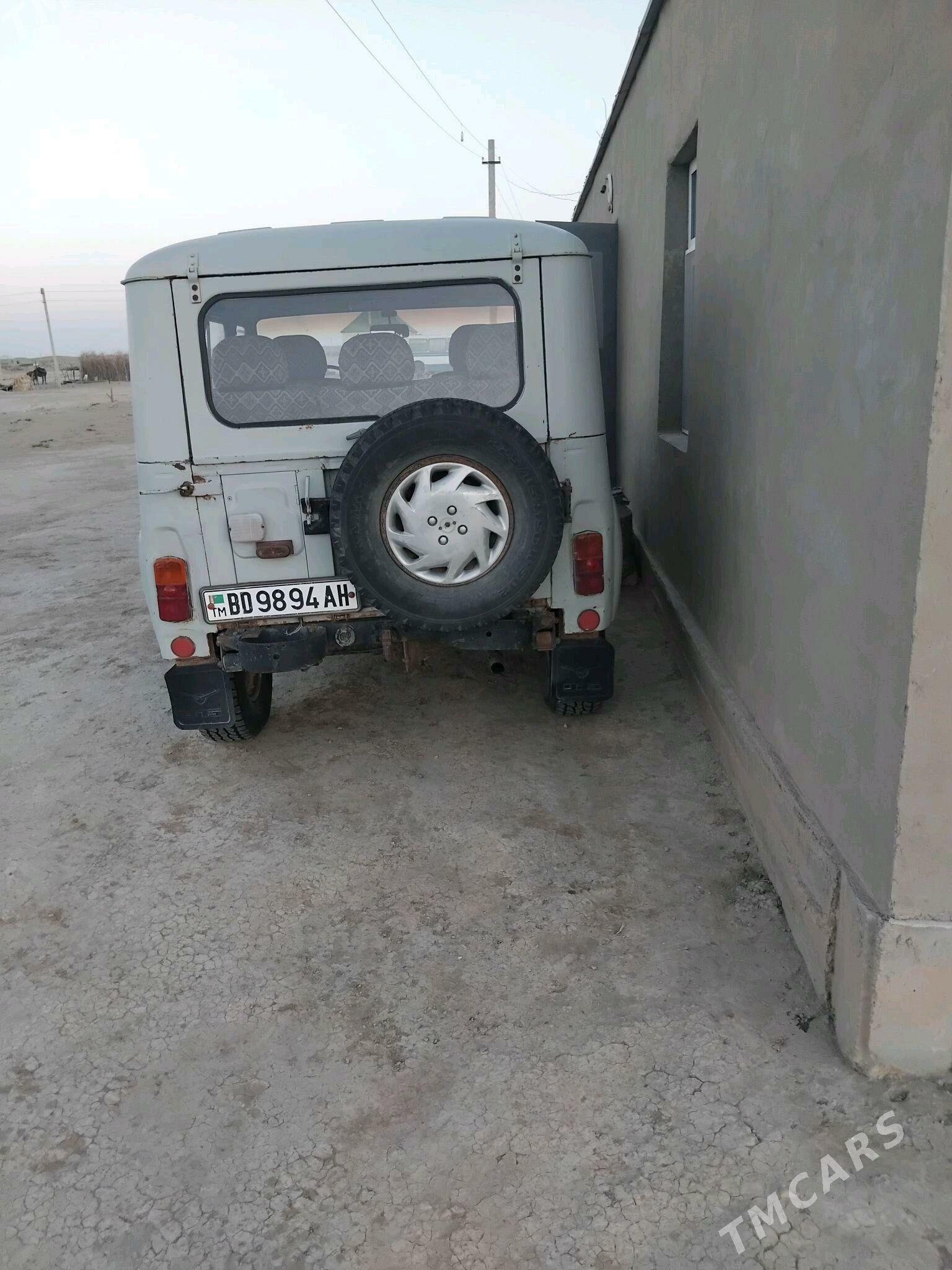 UAZ Profi 2002 - 25 000 TMT - Ак-Бугдайский этрап - img 4
