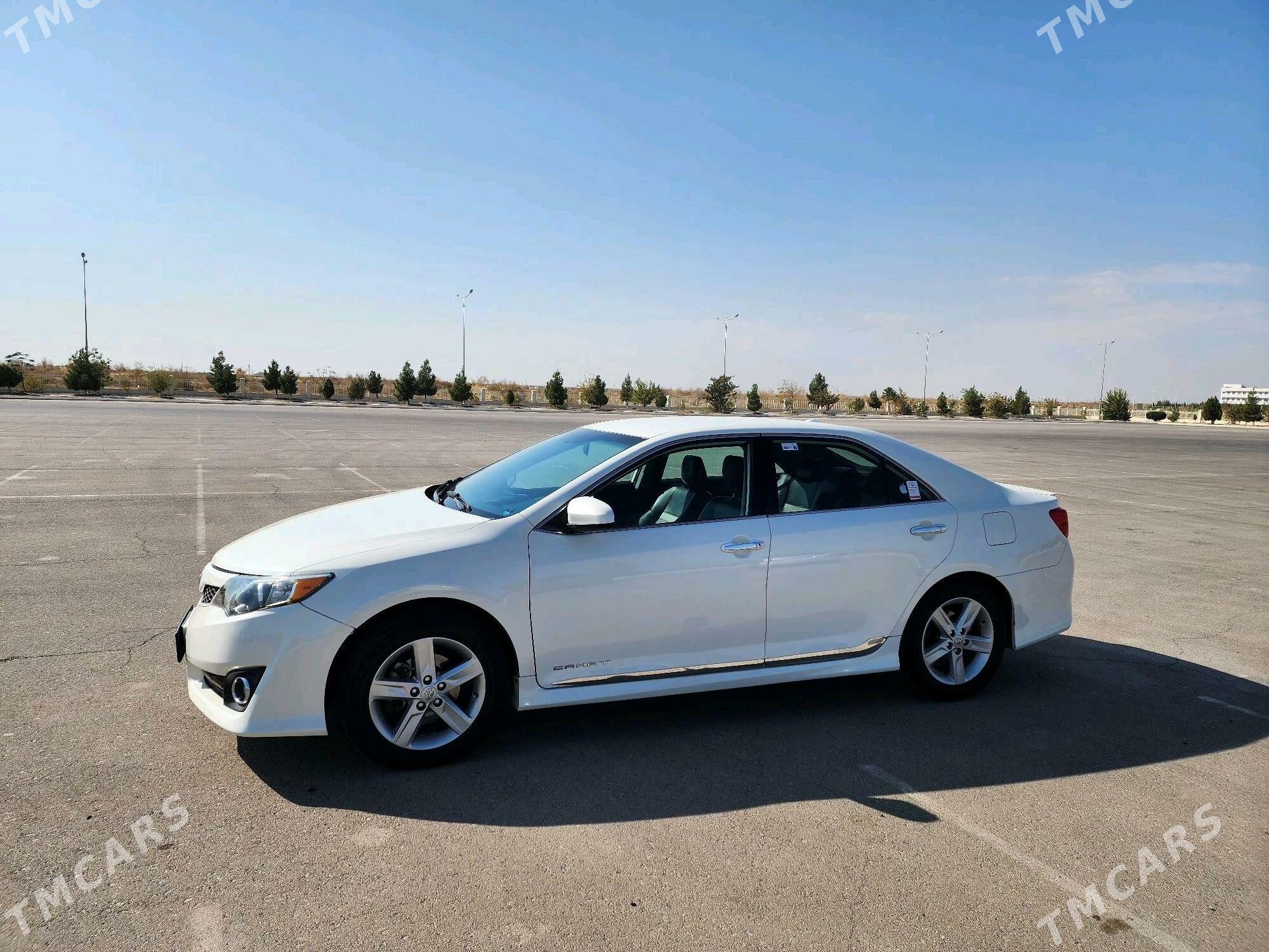 Toyota Camry 2013 - 215 000 TMT - Dänew - img 3