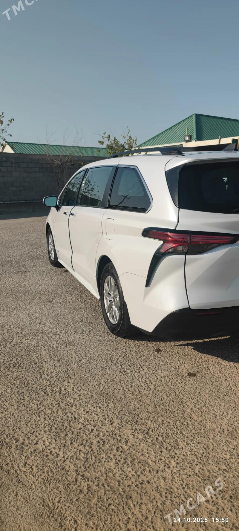 Toyota Sienna 2021 - 460 000 TMT - Aşgabat - img 7