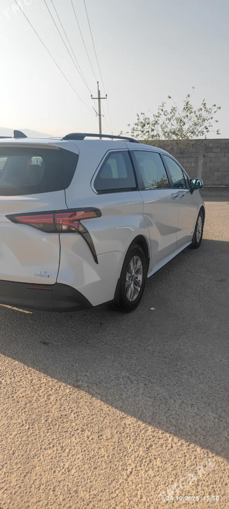 Toyota Sienna 2021 - 460 000 TMT - Aşgabat - img 4