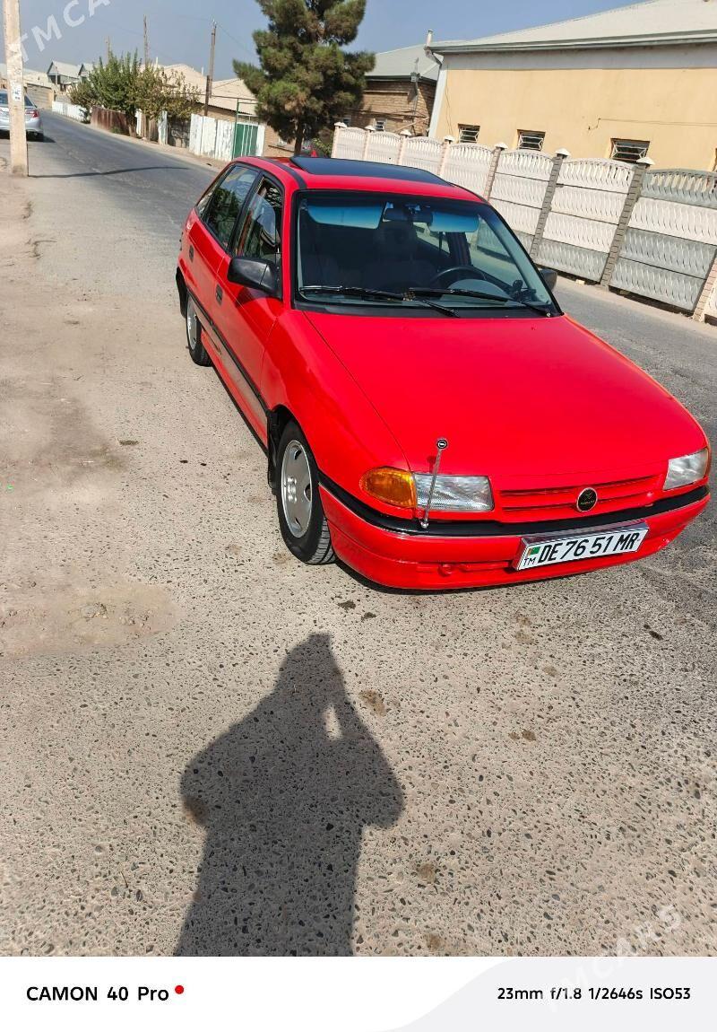 Opel Astra 1992 - 35 000 TMT - Мары - img 1