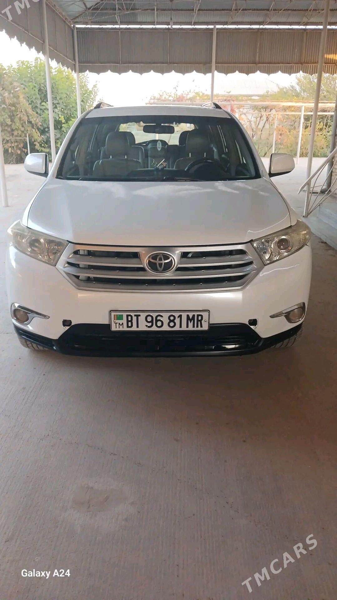 Toyota Highlander 2011 - 315 000 TMT - Мары - img 2