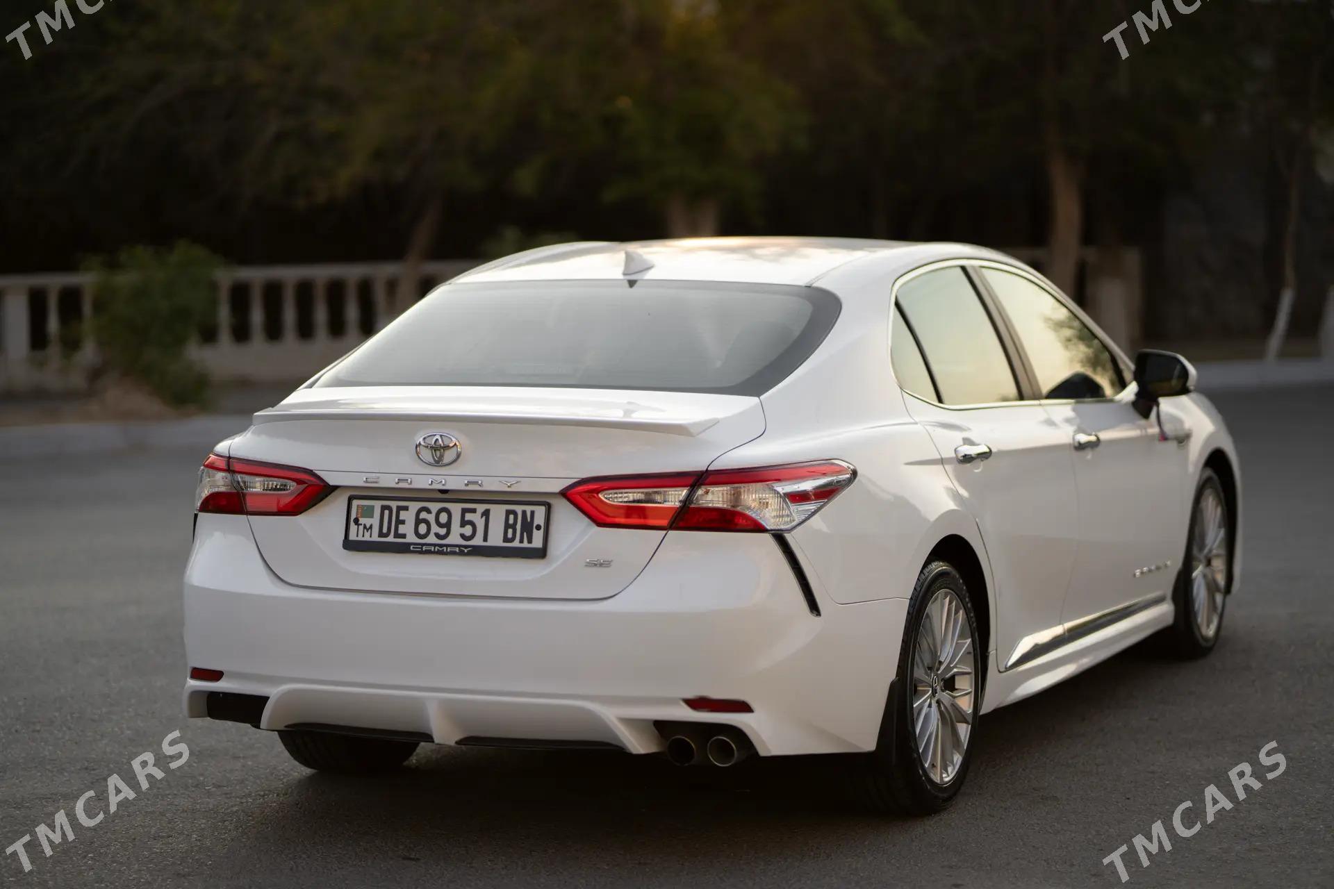 Toyota Camry 2020 - 330 000 TMT - Balkanabat - img 5