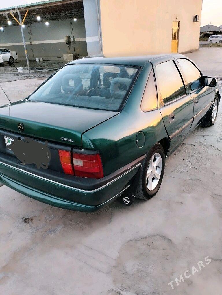 Opel Vectra 1994 - 30 000 TMT - Mary - img 4
