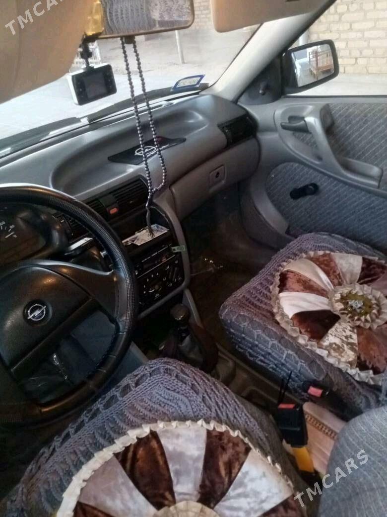 Opel Astra 1993 - 57 000 TMT - Mary - img 10