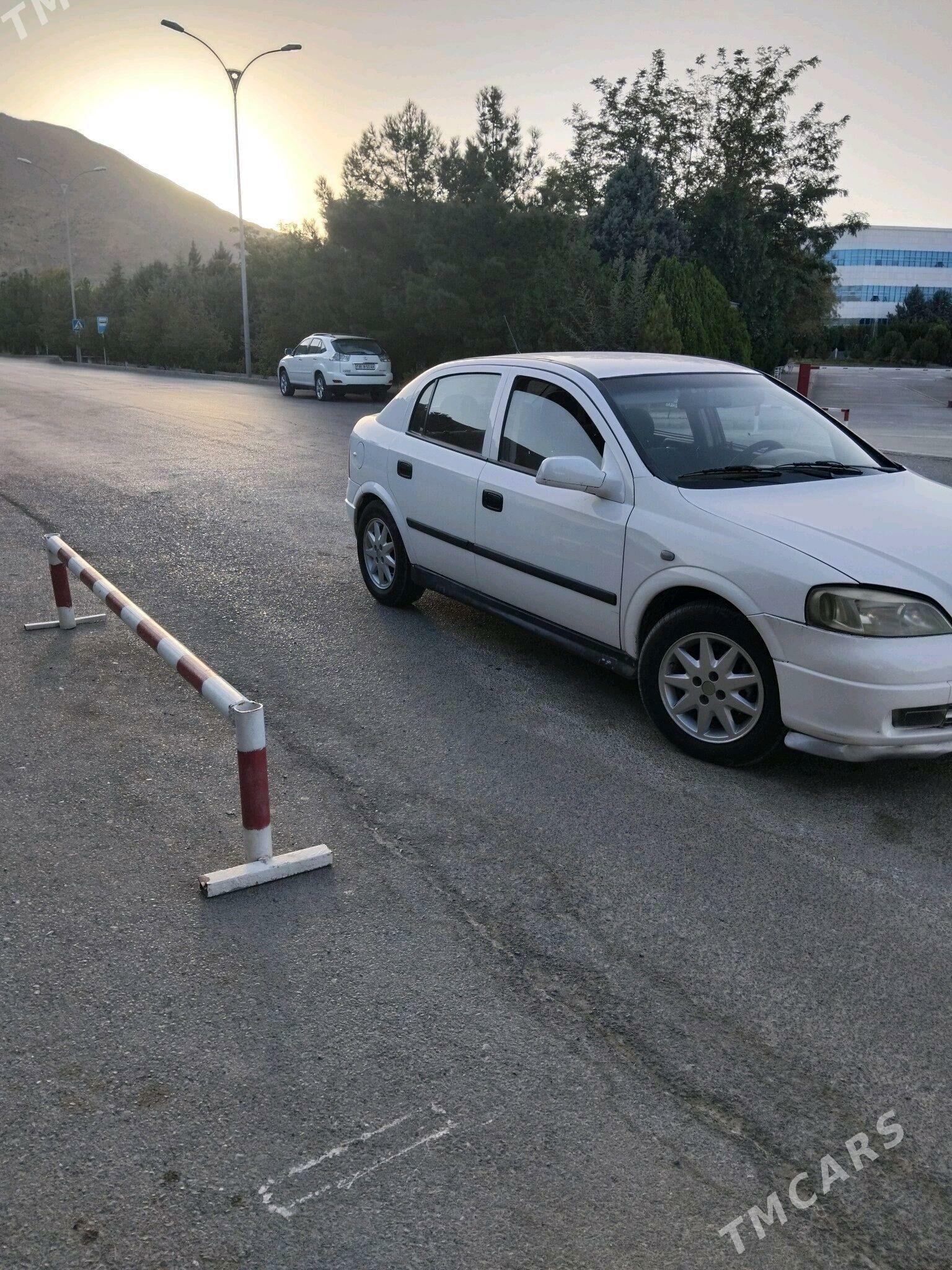 Opel Astra 2003 - 69 000 TMT - Бахарден - img 1