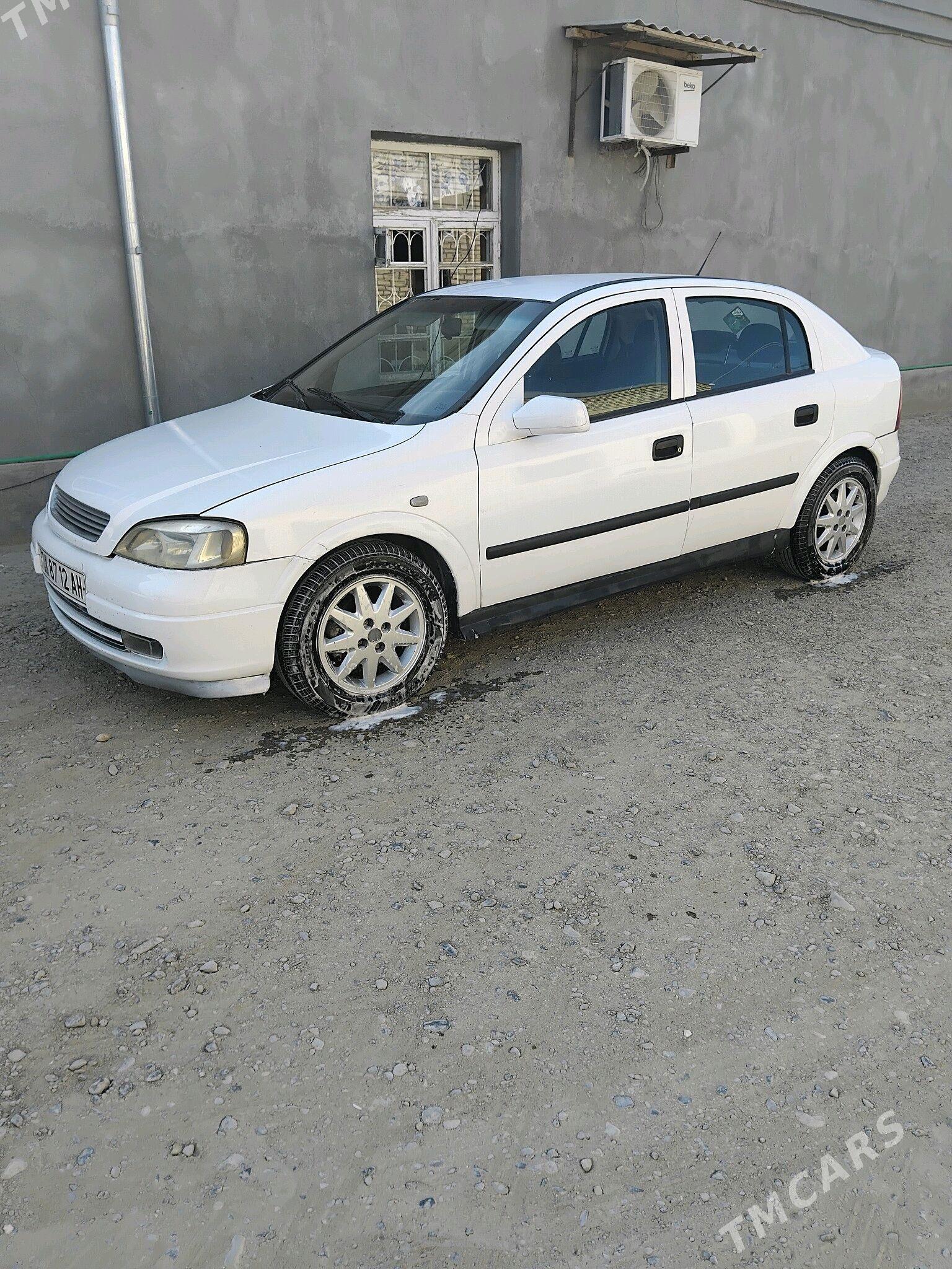 Opel Astra 2003 - 69 000 TMT - Бахарден - img 2