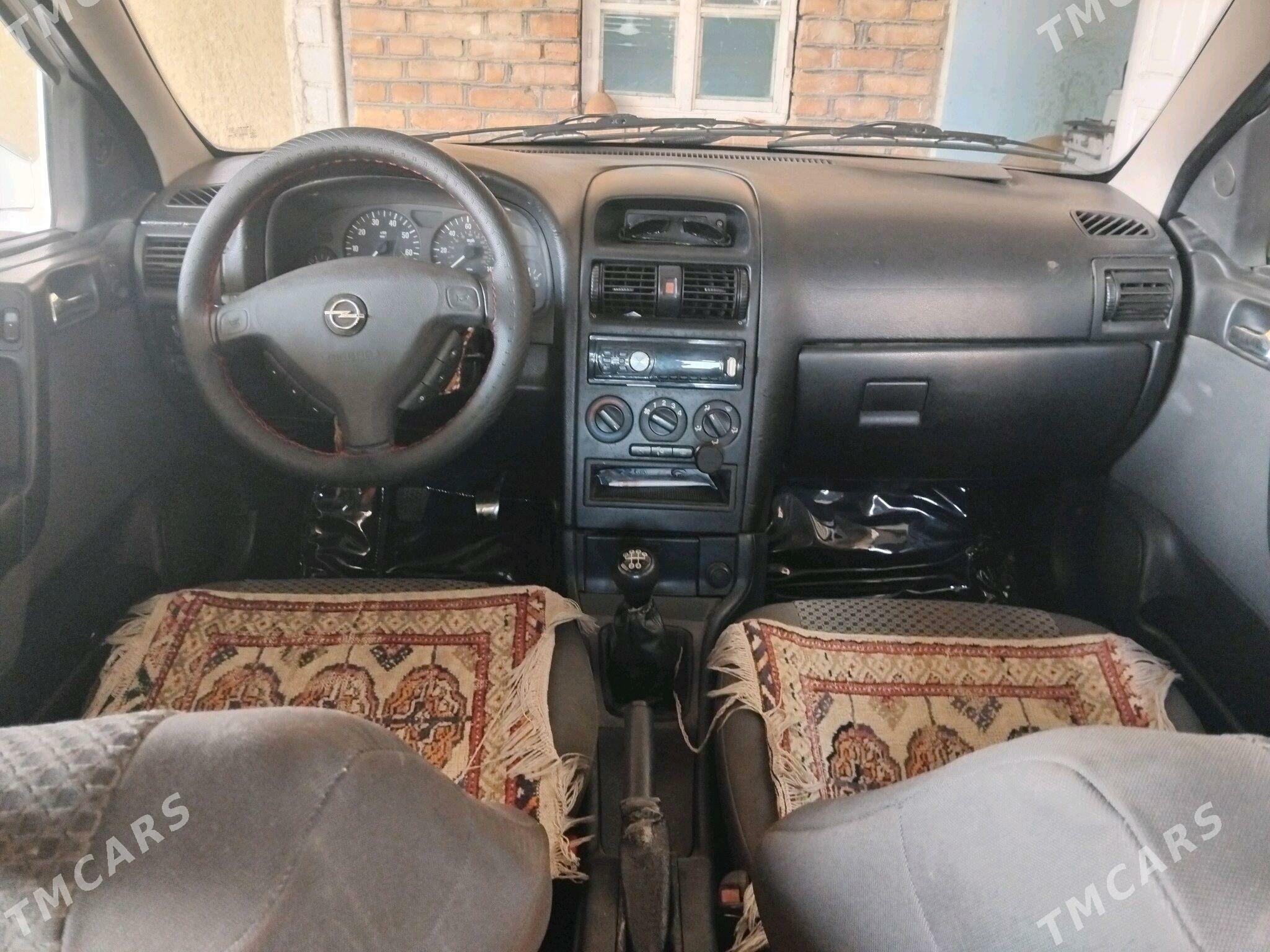 Opel Astra 2003 - 69 000 TMT - Бахарден - img 5
