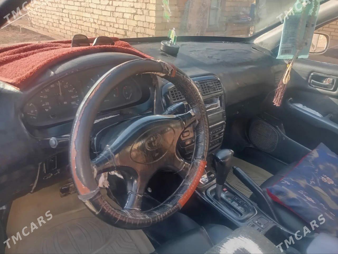 Toyota Carina 1992 - 45 000 TMT - Туркменгала - img 6
