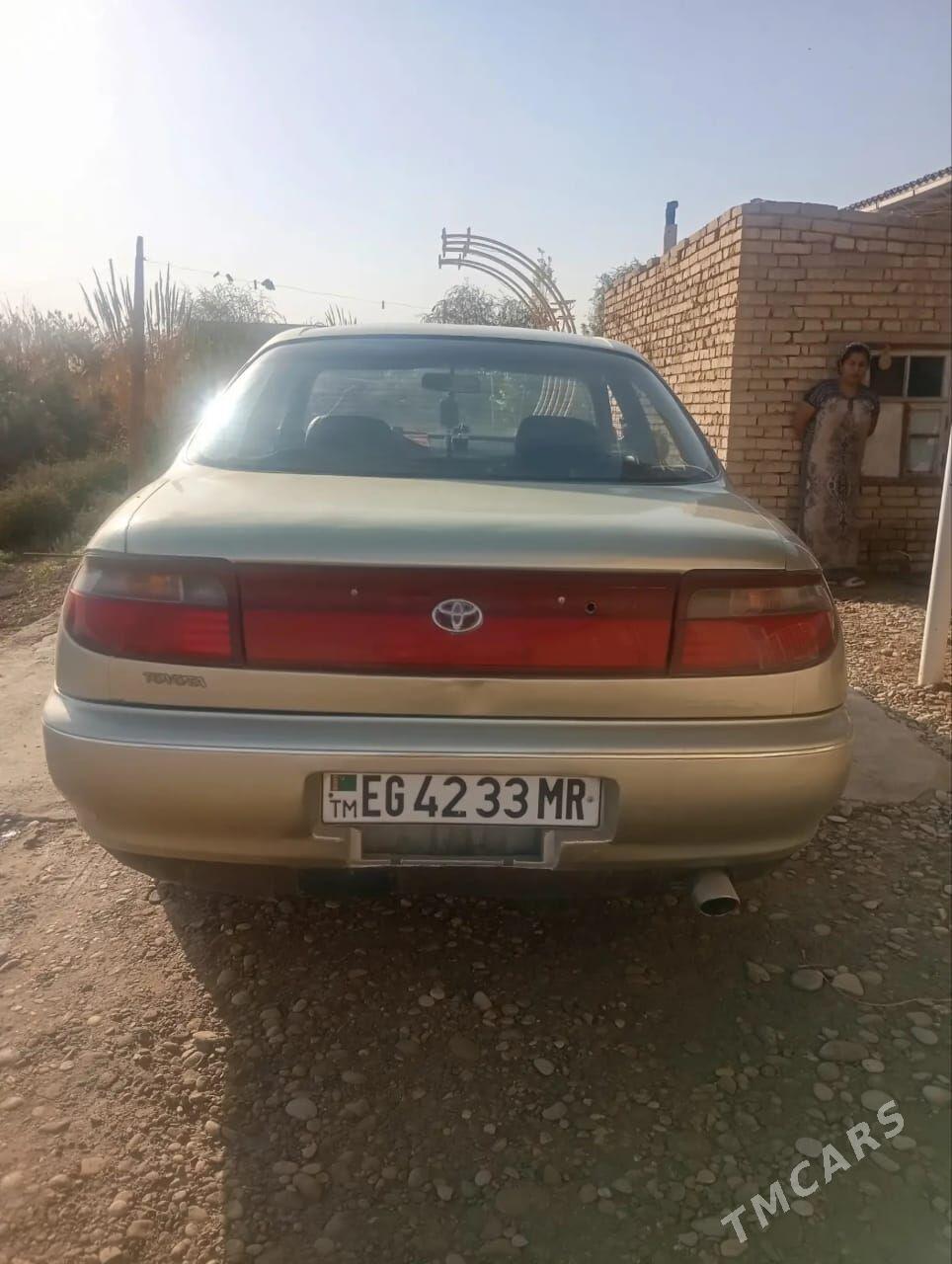Toyota Carina 1992 - 45 000 TMT - Туркменгала - img 3