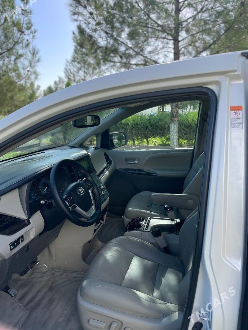 Toyota Sienna 2016 - 395 000 TMT - Ашхабад - img 1