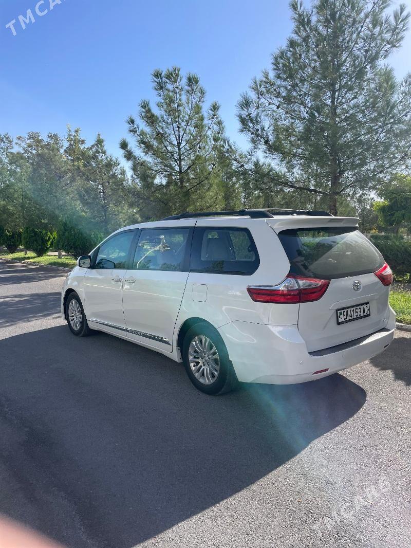 Toyota Sienna 2016 - 395 000 TMT - Ашхабад - img 4