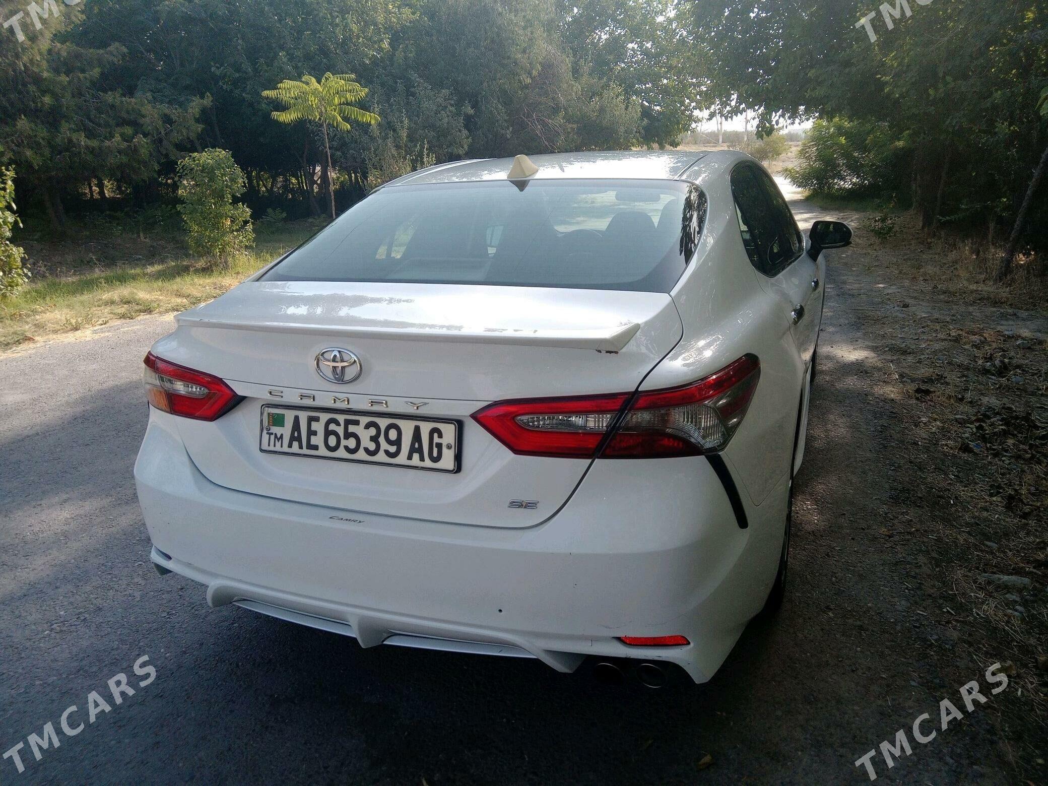 Toyota Camry 2018 - 290 000 TMT - Ашхабад - img 3