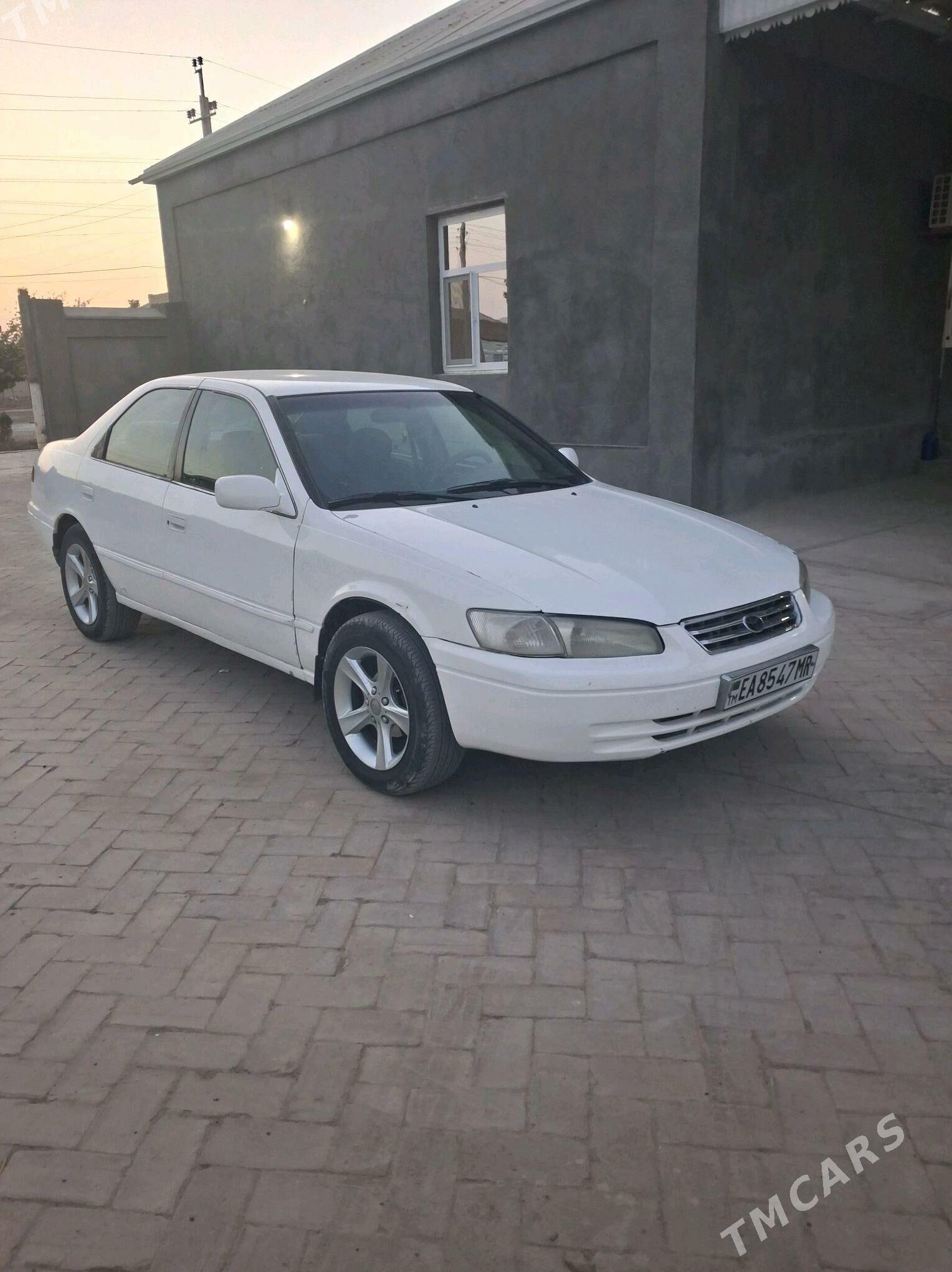 Toyota Camry 1999 - 115 000 TMT - Baýramaly - img 1