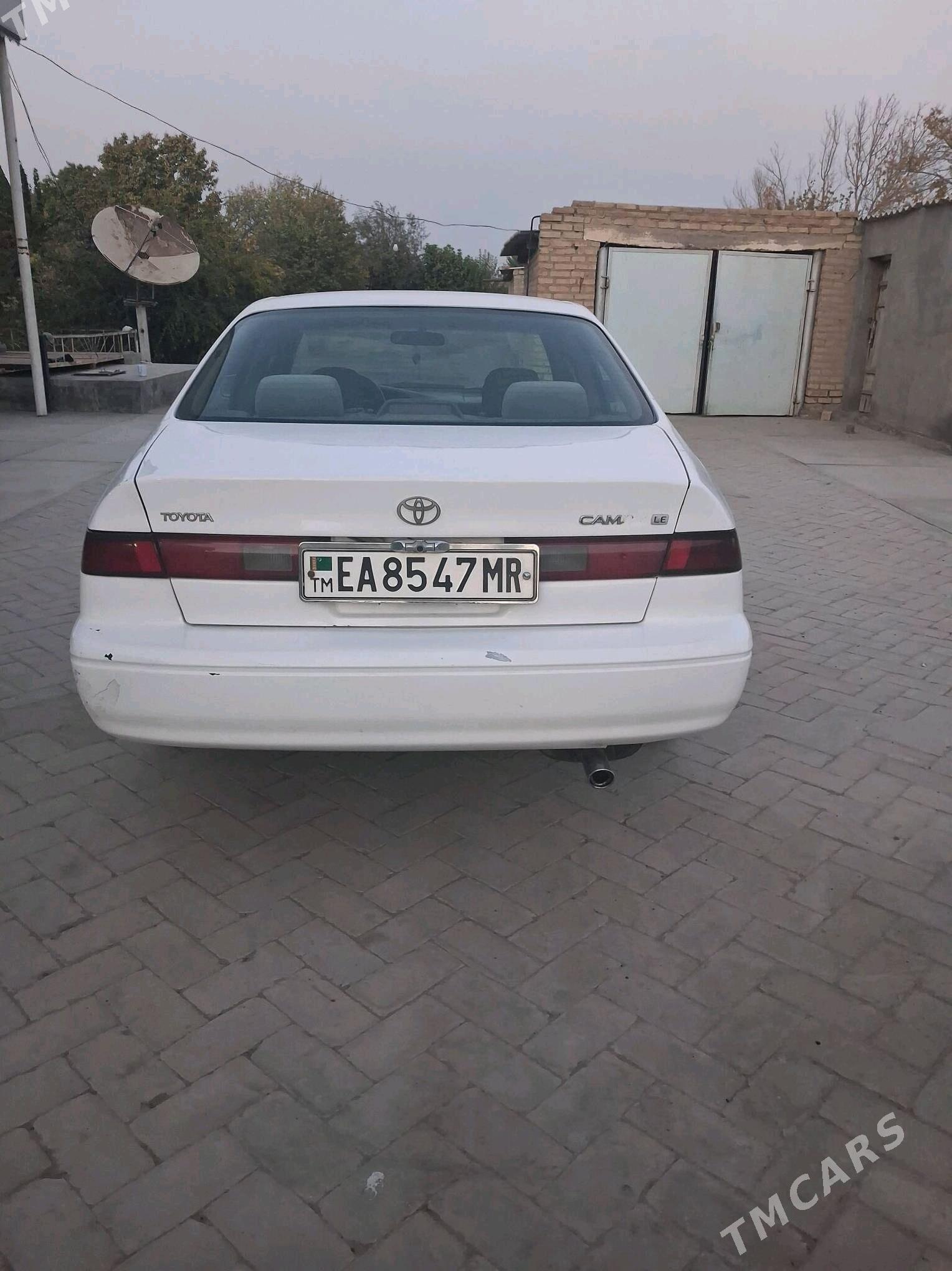 Toyota Camry 1999 - 115 000 TMT - Baýramaly - img 3