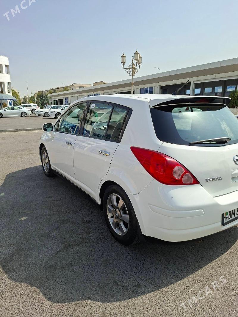 Nissan Versa 2011 - 137 000 TMT - Ýaşlyk - img 4