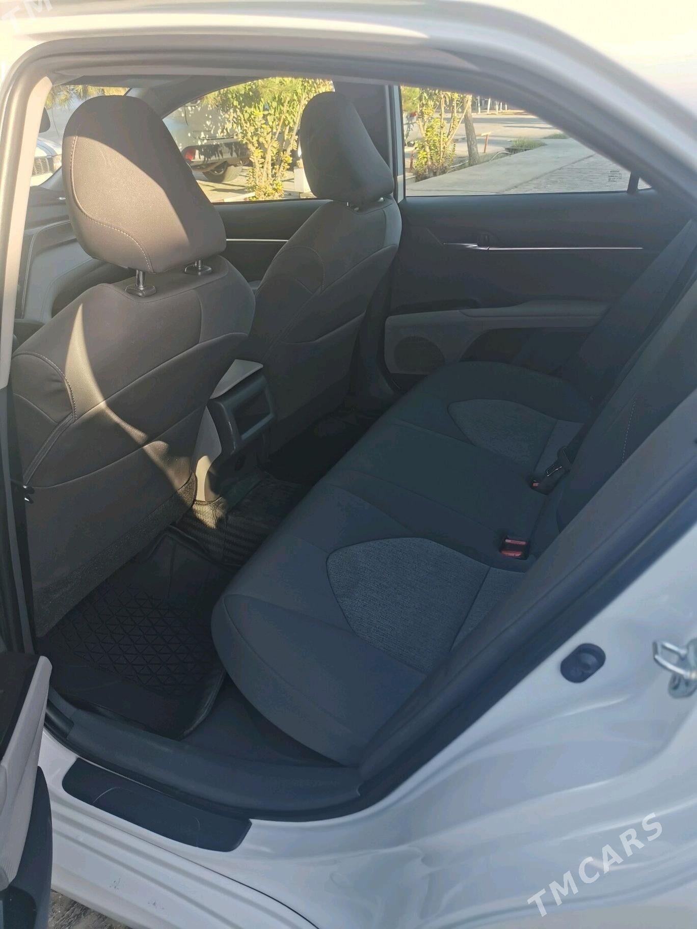 Toyota Camry Hybrid 2021 - 360 000 TMT - Türkmenabat - img 6