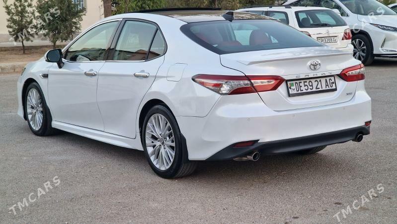 Toyota Camry 2019 - 340 000 TMT - Aşgabat - img 4